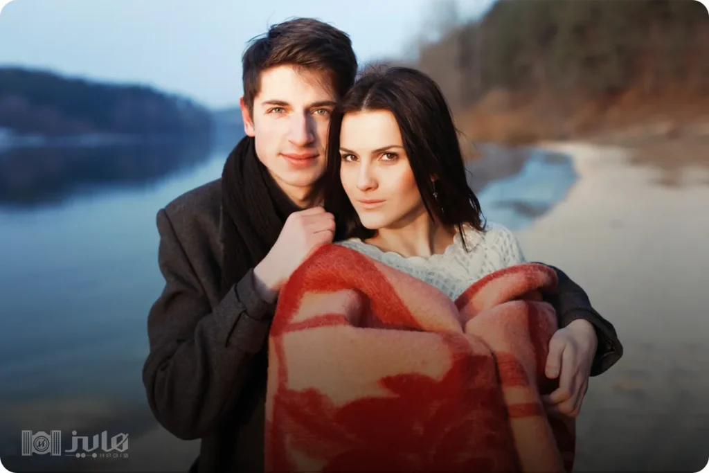 ژست تکیه دادن به یکدیگر